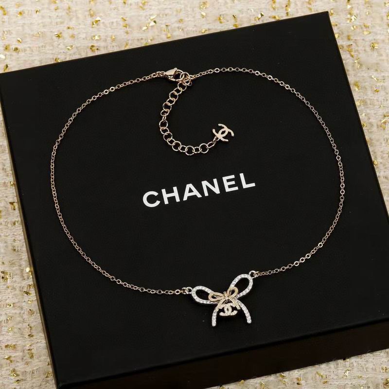Chanel Necklace 06yxs101